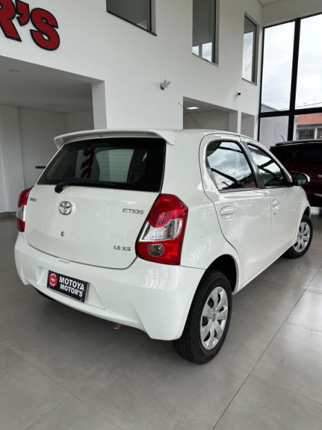 TOYOTA Etios Hatch 1.5 16V 4P FLEX XS, Foto 3