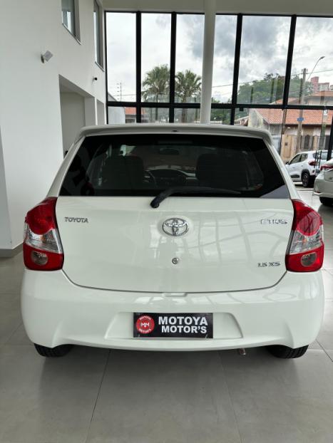 TOYOTA Etios Hatch 1.5 16V 4P FLEX XS, Foto 4