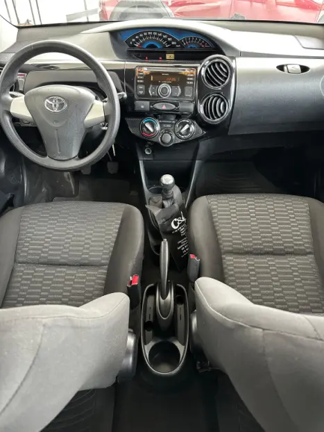 TOYOTA Etios Hatch 1.5 16V 4P FLEX XS, Foto 7