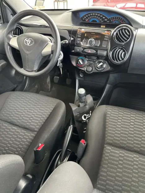 TOYOTA Etios Hatch 1.5 16V 4P FLEX XS, Foto 9