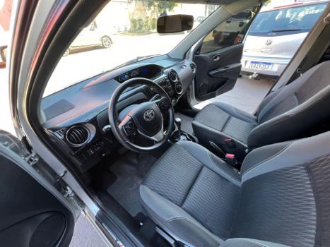 TOYOTA Etios Hatch 1.5 16V 4P FLEX X PLUS AUTOM�TICO, Foto 11