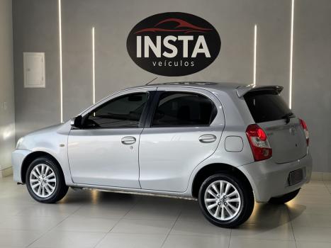 TOYOTA Etios Hatch 1.5 16V 4P FLEX XLS, Foto 2