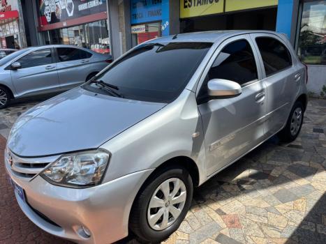 TOYOTA Etios Hatch 1.3 16V 4P FLEX X, Foto 9
