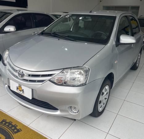 TOYOTA Etios Hatch 1.5 16V 4P FLEX XS, Foto 2