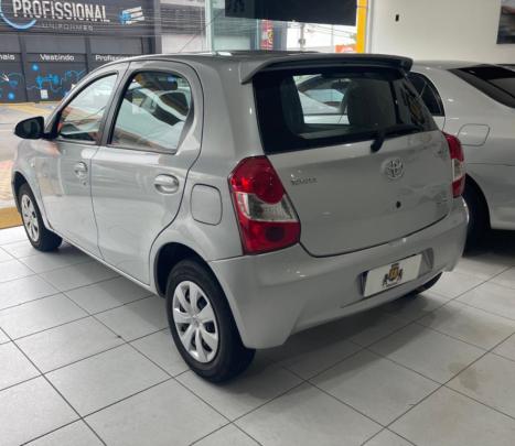 TOYOTA Etios Hatch 1.5 16V 4P FLEX XS, Foto 5