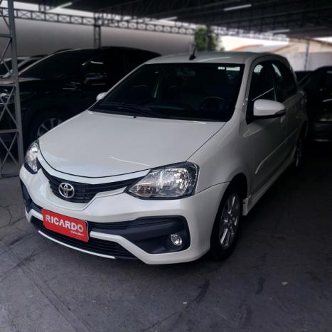 TOYOTA Etios Hatch 1.5 16V 4P FLEX XLS AUTOM�TICO, Foto 4