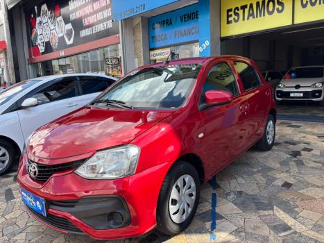 TOYOTA Etios Hatch 1.3 16V 4P FLEX X AUTOM�TICO, Foto 3
