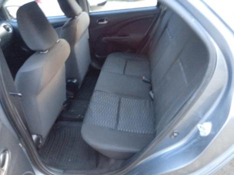 TOYOTA Etios Hatch 1.5 16V 4P FLEX X PLUS, Foto 2