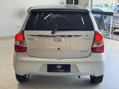 TOYOTA Etios Hatch 1.5 16V 4P FLEX XLS, Foto 4