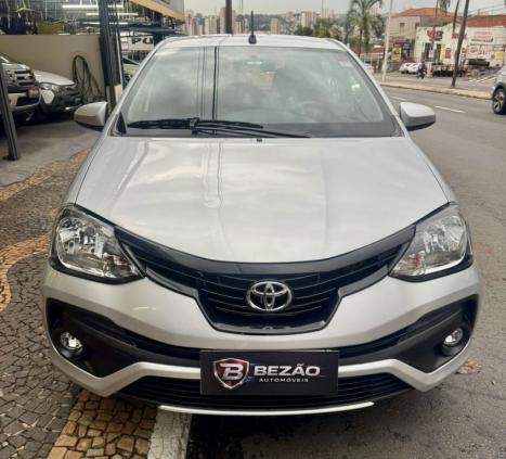 TOYOTA Etios Hatch 1.3 16V 4P FLEX X, Foto 8