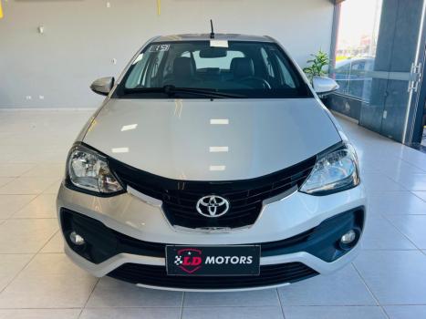 TOYOTA Etios Hatch 1.5 16V 4P FLEX PLATINUM, Foto 3