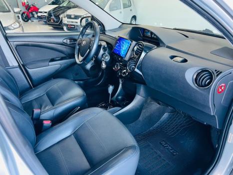 TOYOTA Etios Hatch 1.5 16V 4P FLEX PLATINUM, Foto 16