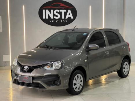 TOYOTA Etios Hatch 1.3 16V 4P FLEX X AUTOM�TICO, Foto 1