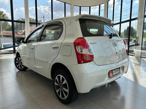 TOYOTA Etios Hatch 1.5 16V 4P FLEX XS AUTOM�TICO, Foto 4