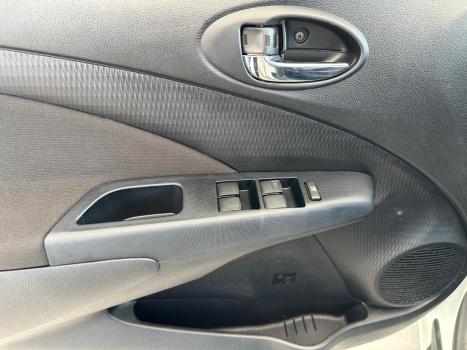 TOYOTA Etios Hatch 1.5 16V 4P FLEX XS AUTOM�TICO, Foto 11