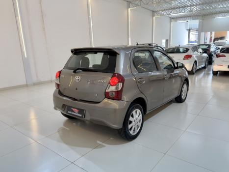 TOYOTA Etios Hatch 1.5 16V 4P FLEX X PLUS, Foto 8