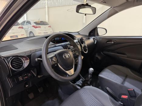 TOYOTA Etios Hatch 1.5 16V 4P FLEX X PLUS, Foto 15