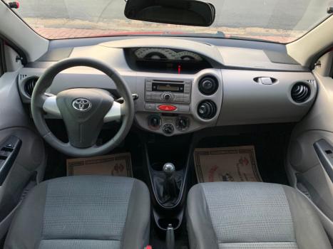 TOYOTA Etios Hatch 1.3 16V 4P FLEX XS, Foto 8