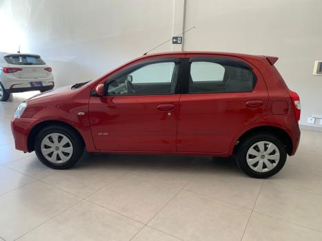 TOYOTA Etios Hatch 1.3 16V 4P FLEX XS, Foto 4