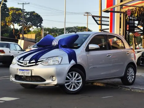 TOYOTA Etios Hatch 1.5 16V 4P FLEX XLS, Foto 1