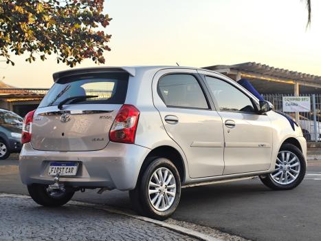 TOYOTA Etios Hatch 1.5 16V 4P FLEX XLS, Foto 6