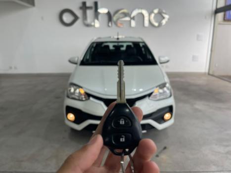 TOYOTA Etios Hatch 1.5 16V 4P FLEX XLS AUTOM�TICO, Foto 4