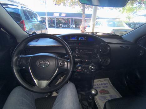 TOYOTA Etios Hatch 1.5 16V 4P FLEX XS, Foto 6