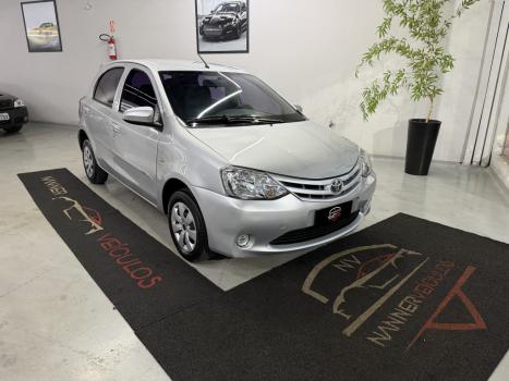 TOYOTA Etios Hatch 1.3 16V 4P FLEX EX, Foto 1