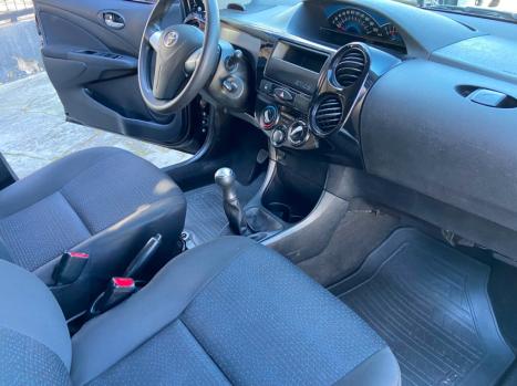TOYOTA Etios Hatch 1.3 16V 4P FLEX X, Foto 8