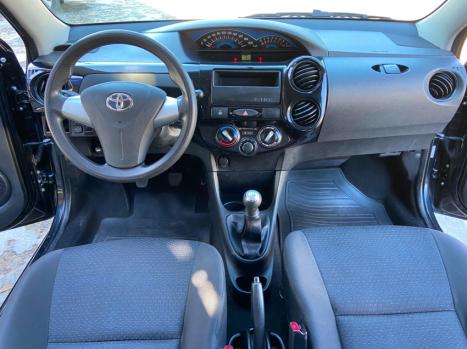 TOYOTA Etios Hatch 1.3 16V 4P FLEX X, Foto 9