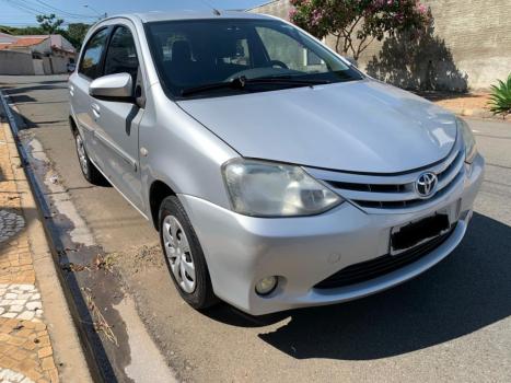 TOYOTA Etios Hatch 1.5 16V 4P FLEX XS, Foto 1