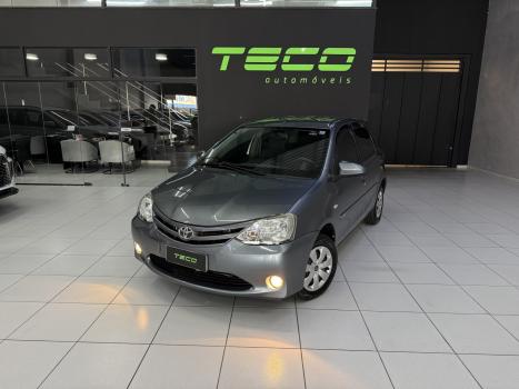 TOYOTA Etios Hatch 1.5 16V 4P FLEX XS, Foto 1