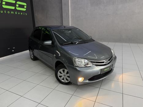 TOYOTA Etios Hatch 1.5 16V 4P FLEX XS, Foto 3