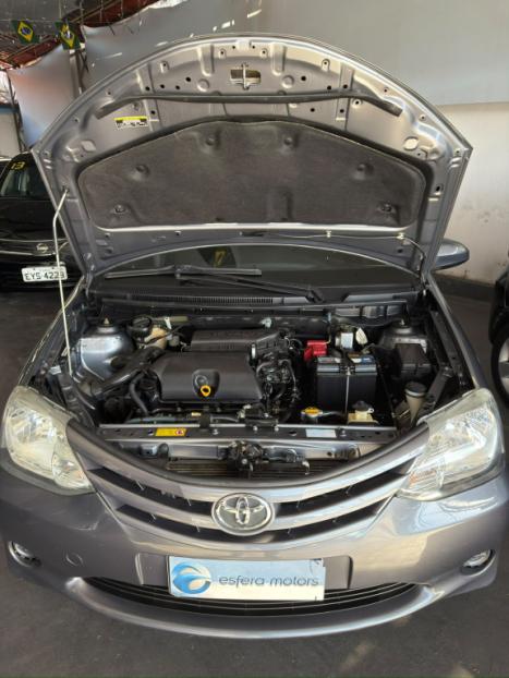 TOYOTA Etios Hatch 1.3 16V 4P FLEX X, Foto 13