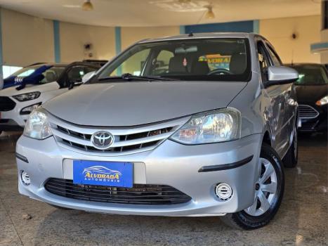 TOYOTA Etios Hatch 1.3 16V 4P FLEX X, Foto 1