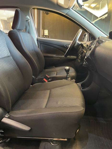 TOYOTA Etios Hatch 1.3 16V 4P FLEX X, Foto 12