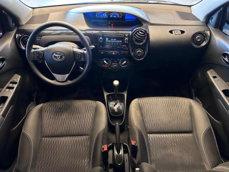 TOYOTA Etios Hatch 1.5 16V 4P FLEX X PLUS AUTOM�TICO, Foto 9