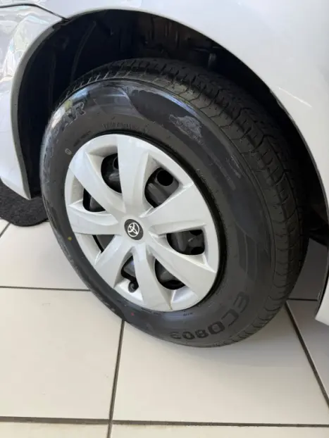 TOYOTA Etios Hatch 1.3 16V 4P FLEX, Foto 4