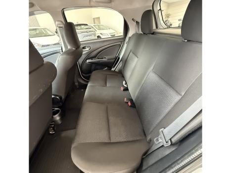 TOYOTA Etios Hatch 1.3 16V 4P FLEX X, Foto 15