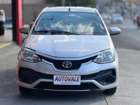 TOYOTA Etios Hatch 1.3 16V 4P FLEX X AUTOM�TICO, Foto 4