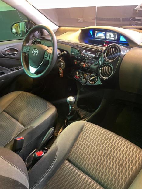 TOYOTA Etios Hatch 1.5 16V 4P FLEX X PLUS, Foto 10