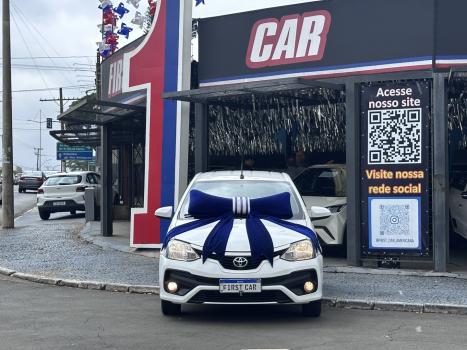 TOYOTA Etios Hatch 1.5 16V 4P FLEX XS, Foto 2