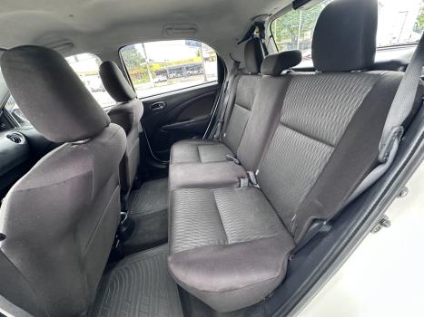 TOYOTA Etios Hatch 1.5 16V 4P FLEX XS, Foto 13