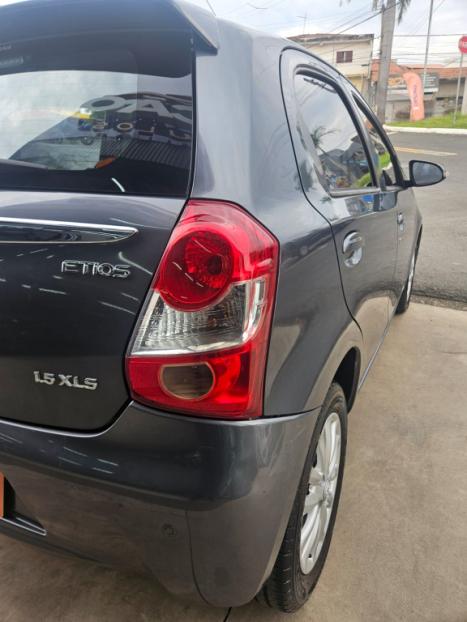 TOYOTA Etios Hatch 1.5 16V 4P FLEX XLS, Foto 2