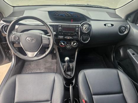 TOYOTA Etios Hatch 1.5 16V 4P FLEX XLS, Foto 5
