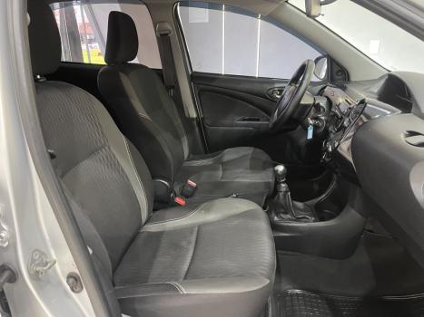 TOYOTA Etios Hatch 1.5 16V 4P FLEX XLS, Foto 5