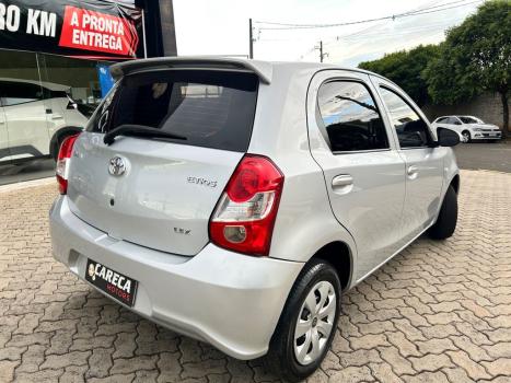 TOYOTA Etios Hatch 1.3 16V 4P FLEX X, Foto 7