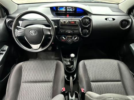 TOYOTA Etios Hatch 1.3 16V 4P FLEX X, Foto 14