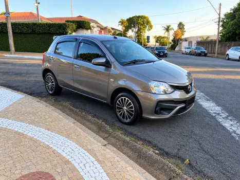 TOYOTA Etios Hatch 1.5 16V 4P FLEX XS AUTOMÁTICO, Foto 2