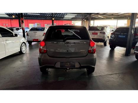 TOYOTA Etios Hatch 1.5 16V 4P FLEX XLS AUTOMÁTICO, Foto 5